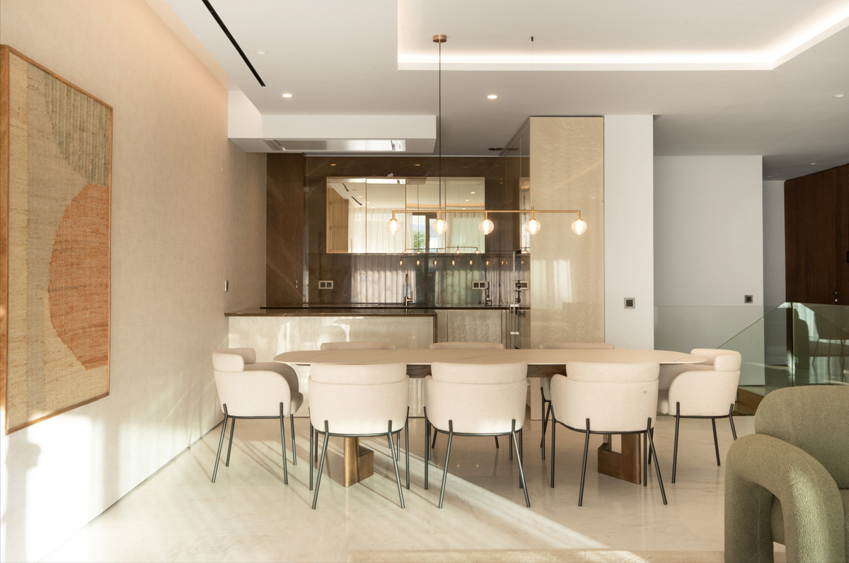 Appartement te koop in The Golden Mile | 4 slaapkamers H4973467