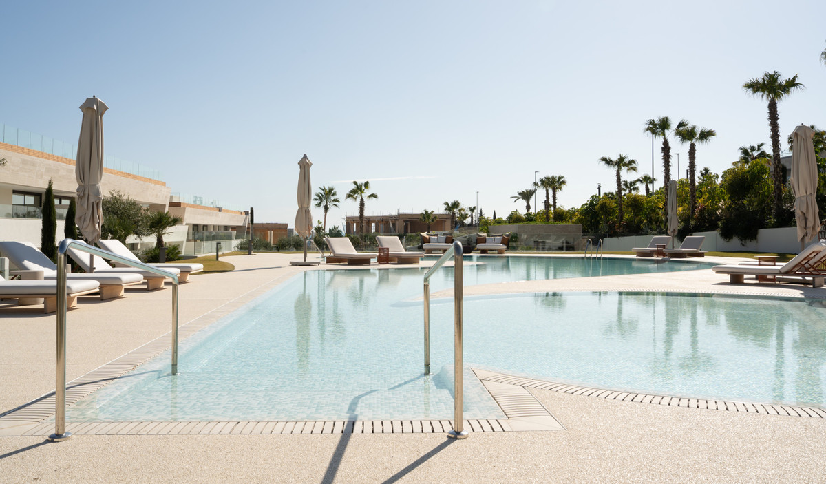 Appartement te koop in The Golden Mile | 4 slaapkamers H4975243