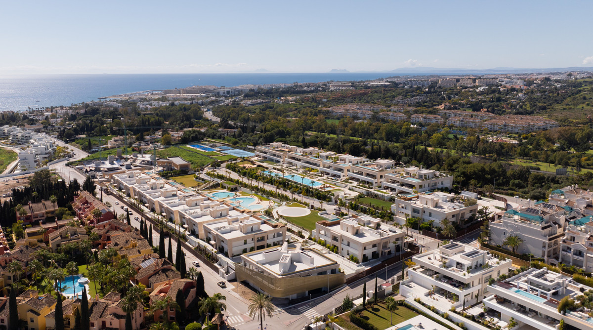 Appartement te koop in The Golden Mile | 4 slaapkamers H4975243