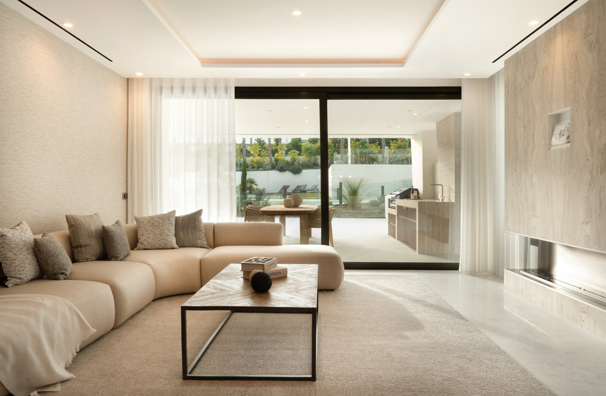 Appartement te koop in The Golden Mile | 4 slaapkamers H4975243