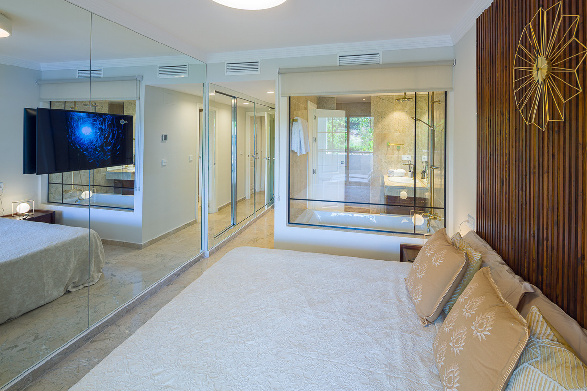 Appartement te koop in The Golden Mile | 2 slaapkamers H4993204