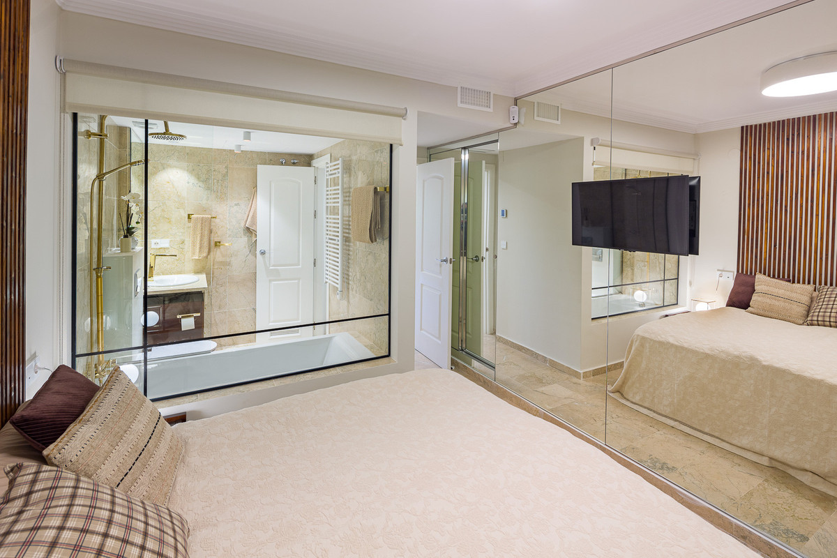 Appartement te koop in The Golden Mile | 2 slaapkamers H4993204
