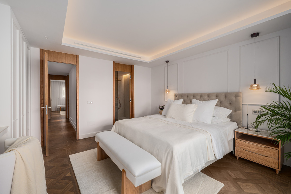 Tussenverdieping Appartement in The Golden Mile-15