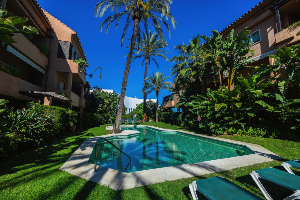 Appartement te koop in The Golden Mile | 3 slaapkamers H5010964