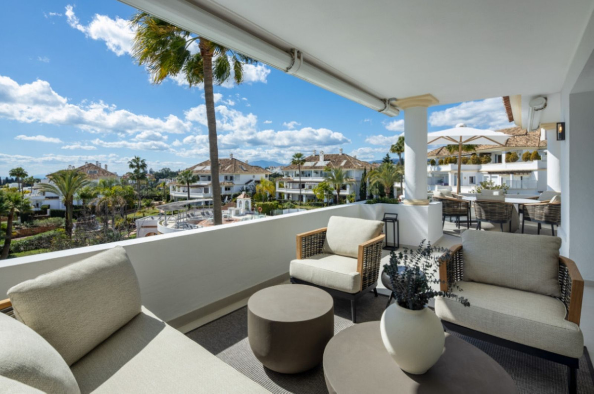 Duplex in The Golden Mile-1