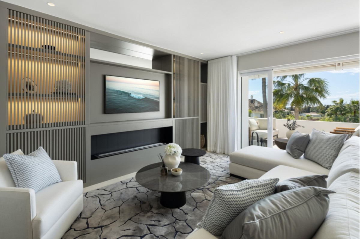 Duplex in The Golden Mile-3