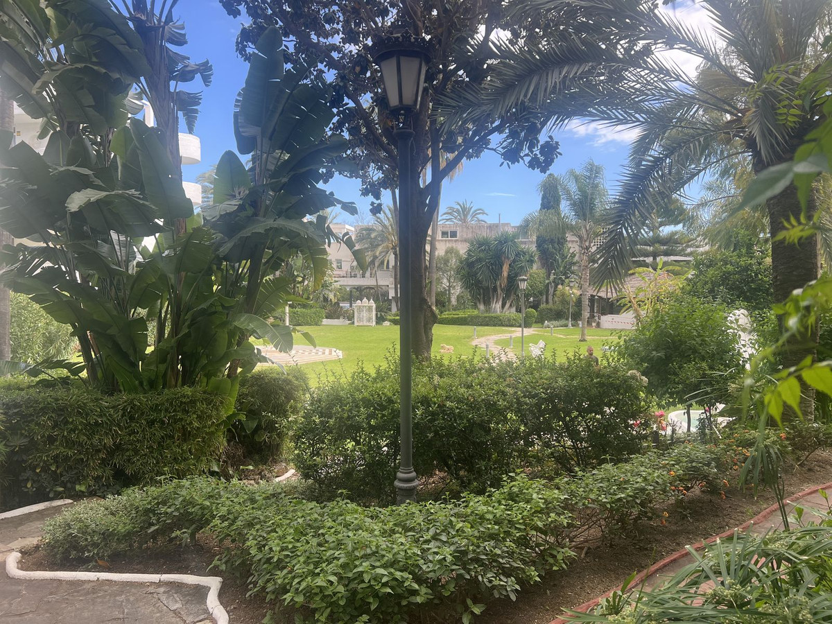 Apartment for sale in The Golden Mile | 3 bedrooms H5025880