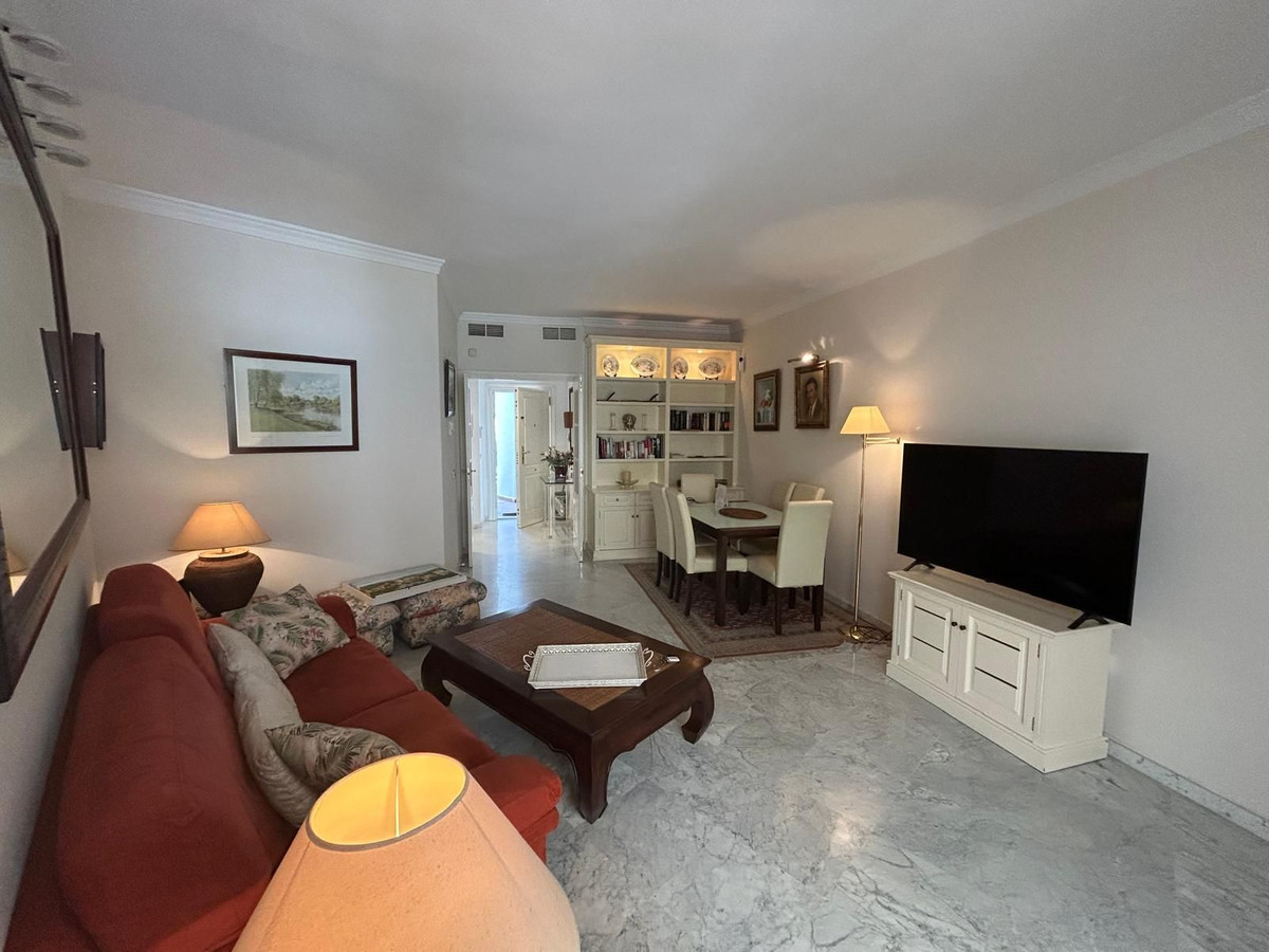 Apartment for sale in The Golden Mile | 3 bedrooms H5025880