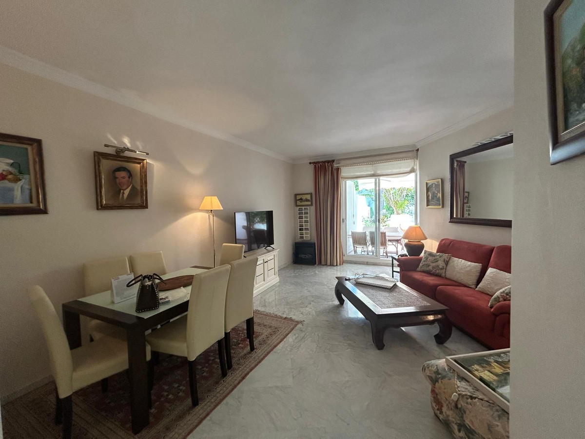 Apartment for sale in The Golden Mile | 3 bedrooms H5025880
