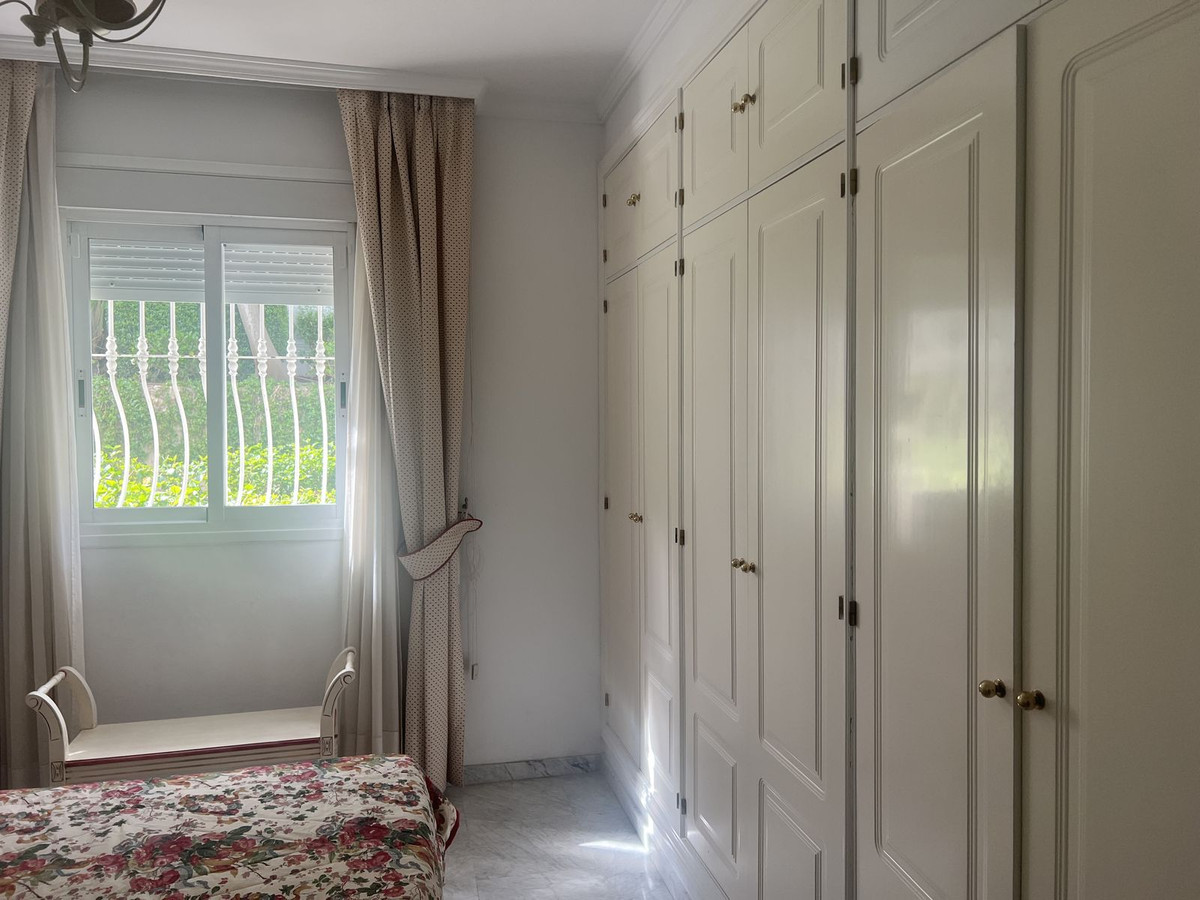 Apartment for sale in The Golden Mile | 3 bedrooms H5025880
