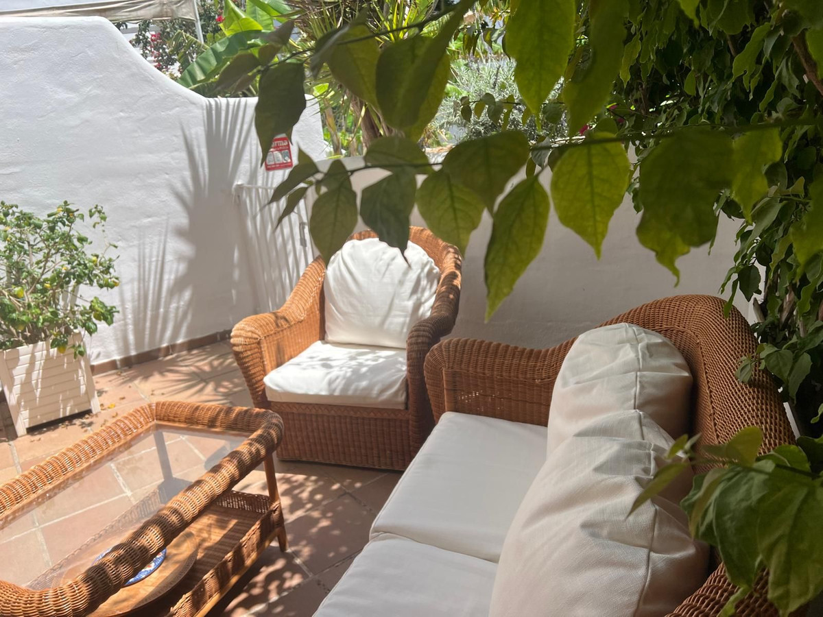 Apartment for sale in The Golden Mile | 3 bedrooms H5025880