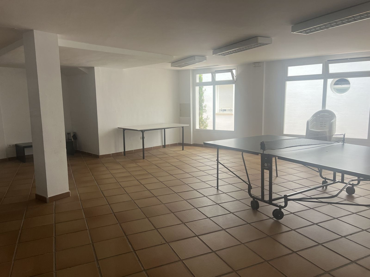 Apartment for sale in The Golden Mile | 3 bedrooms H5025880