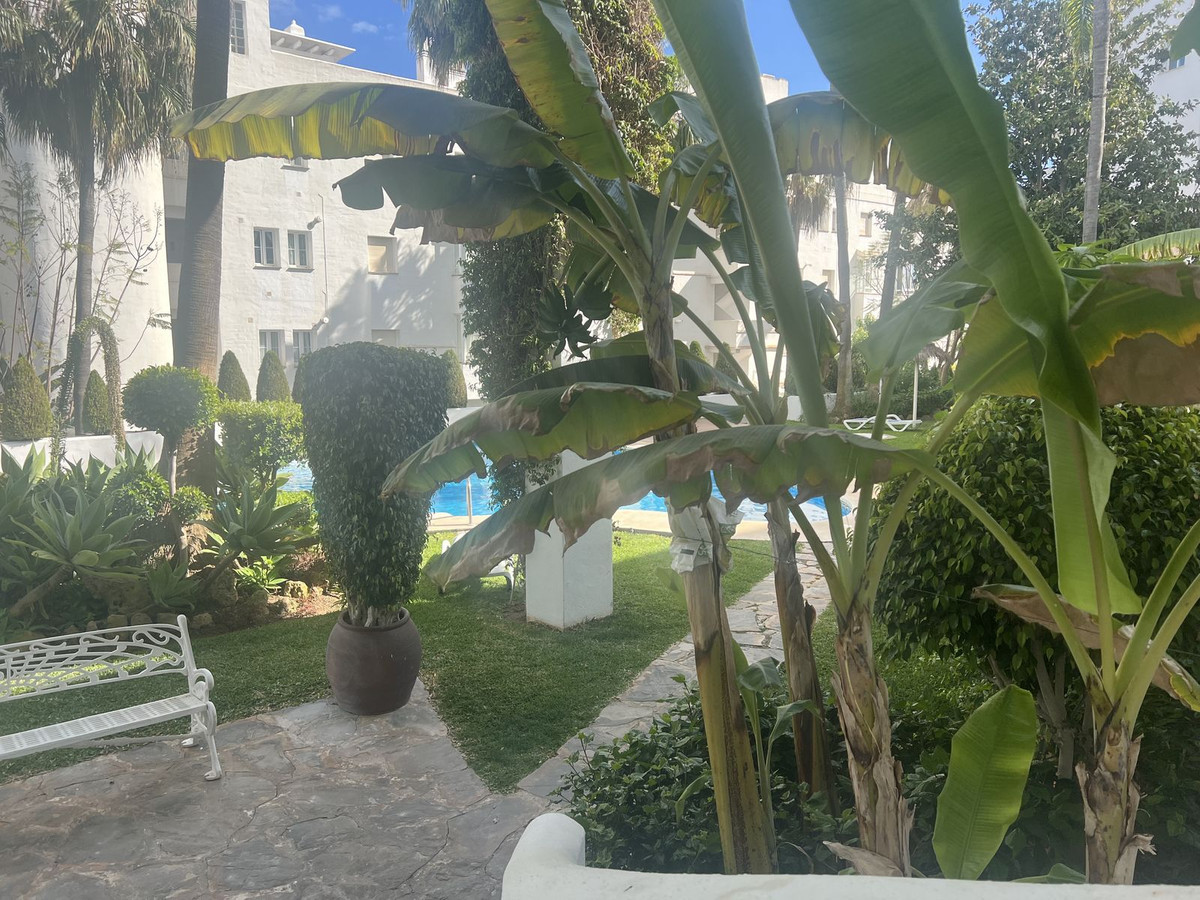 Apartment for sale in The Golden Mile | 3 bedrooms H5025880