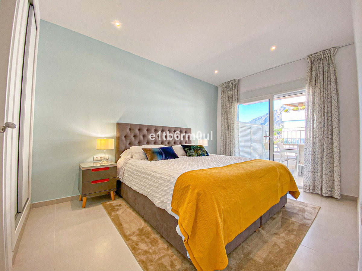 Penthouse for sale in The Golden Mile | 2 bedrooms H5026420