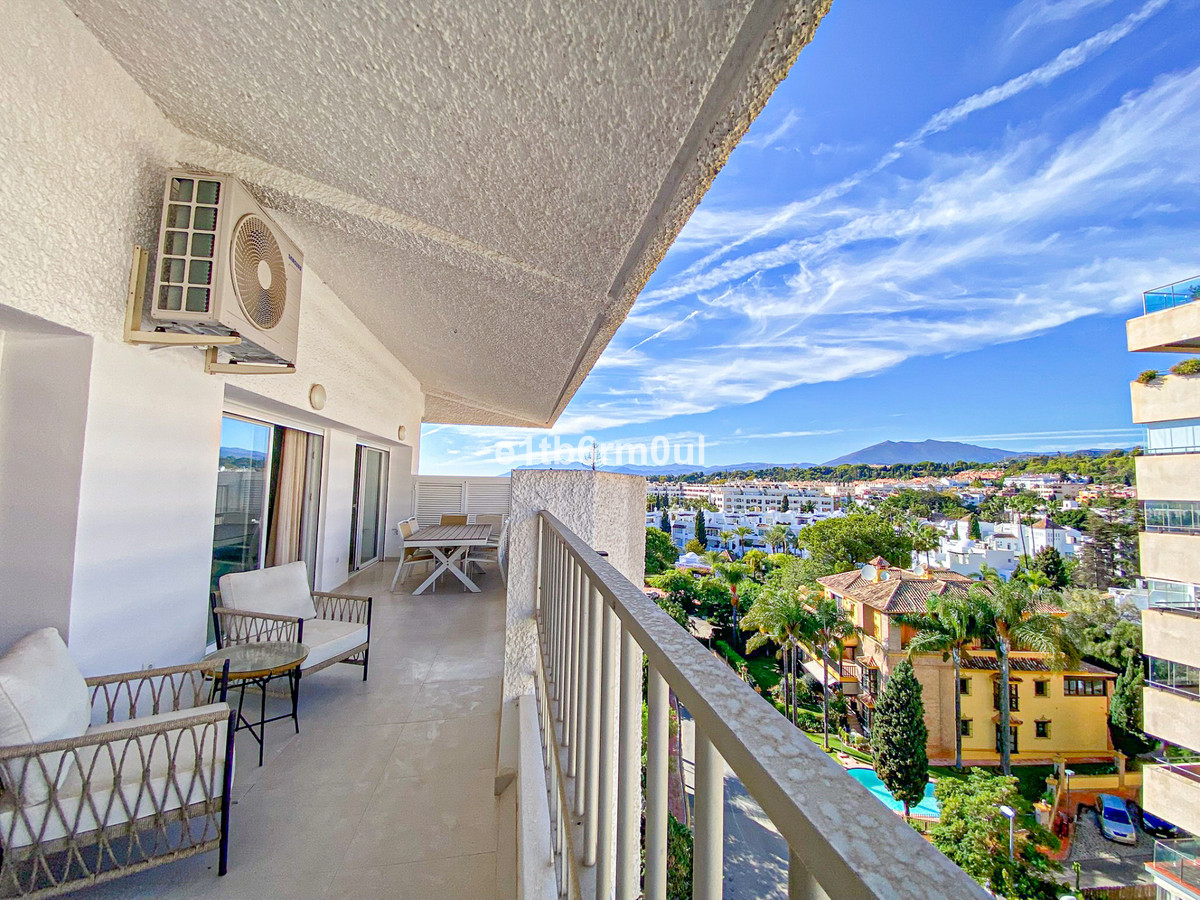 Penthouse for sale in The Golden Mile | 2 bedrooms H5026420