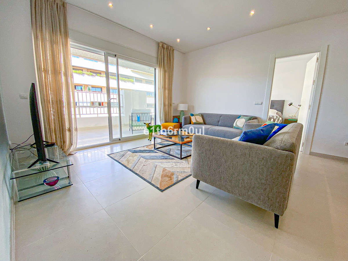 Penthouse for sale in The Golden Mile | 2 bedrooms H5026420