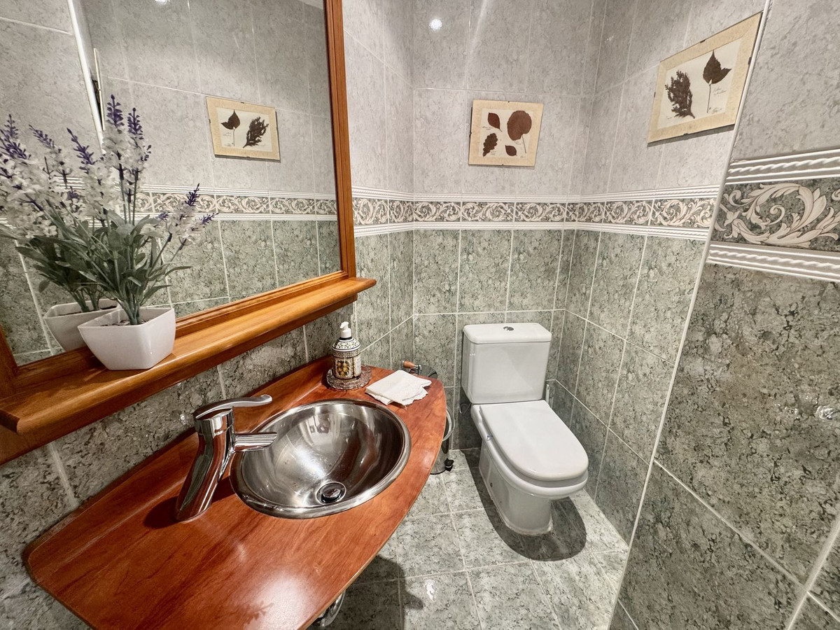Begane grond appartement in The Golden Mile-11