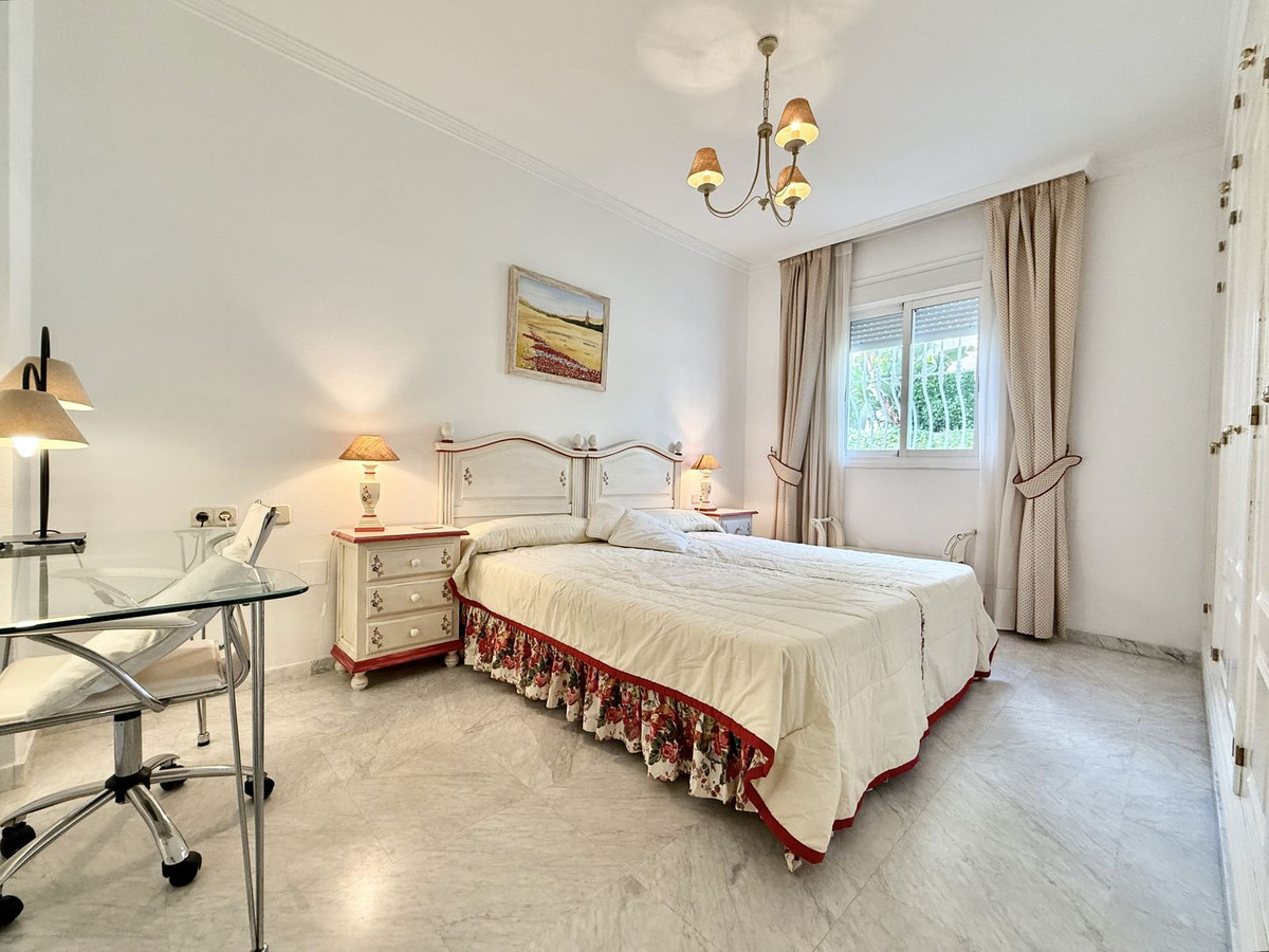 Apartment for sale in The Golden Mile | 3 bedrooms H5051644