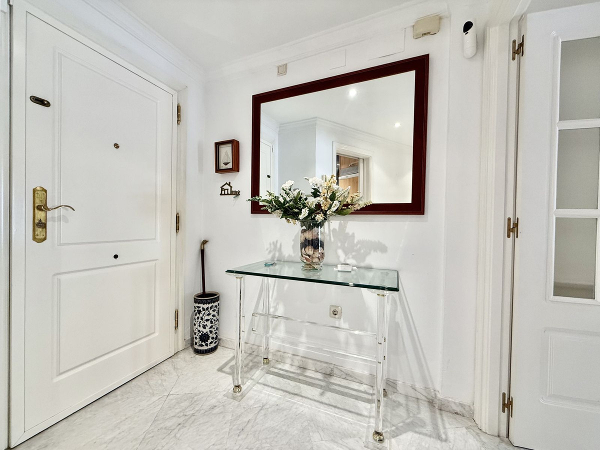 Apartment for sale in The Golden Mile | 3 bedrooms H5051644