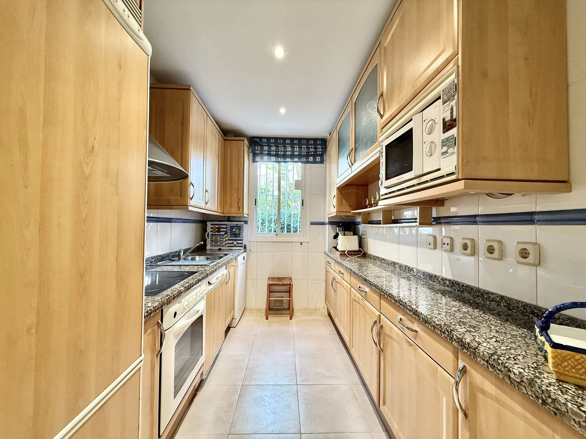 Apartment for sale in The Golden Mile | 3 bedrooms H5051644