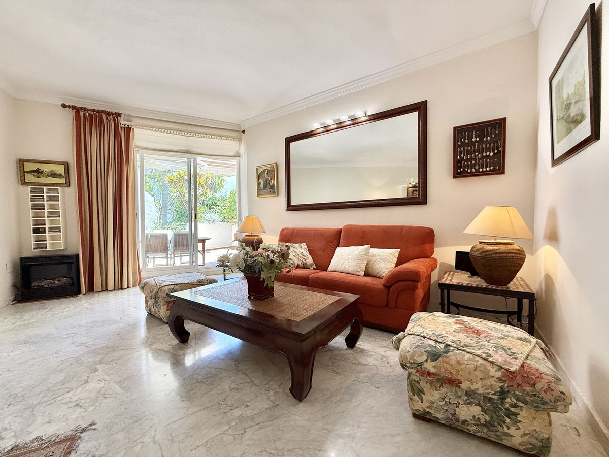 Apartment for sale in The Golden Mile | 3 bedrooms H5051644