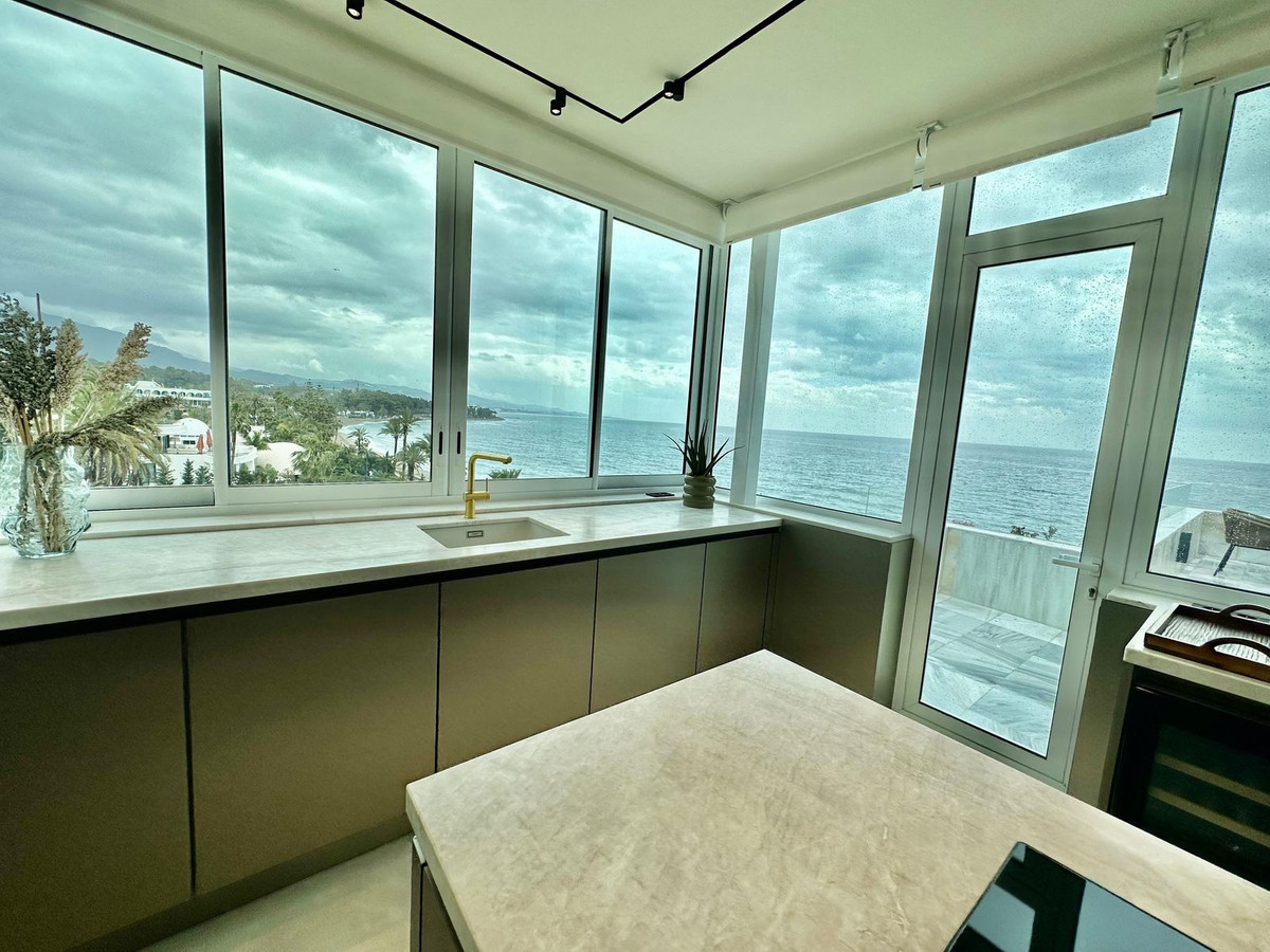 Appartement te koop in The Golden Mile | 3 slaapkamers H5056309