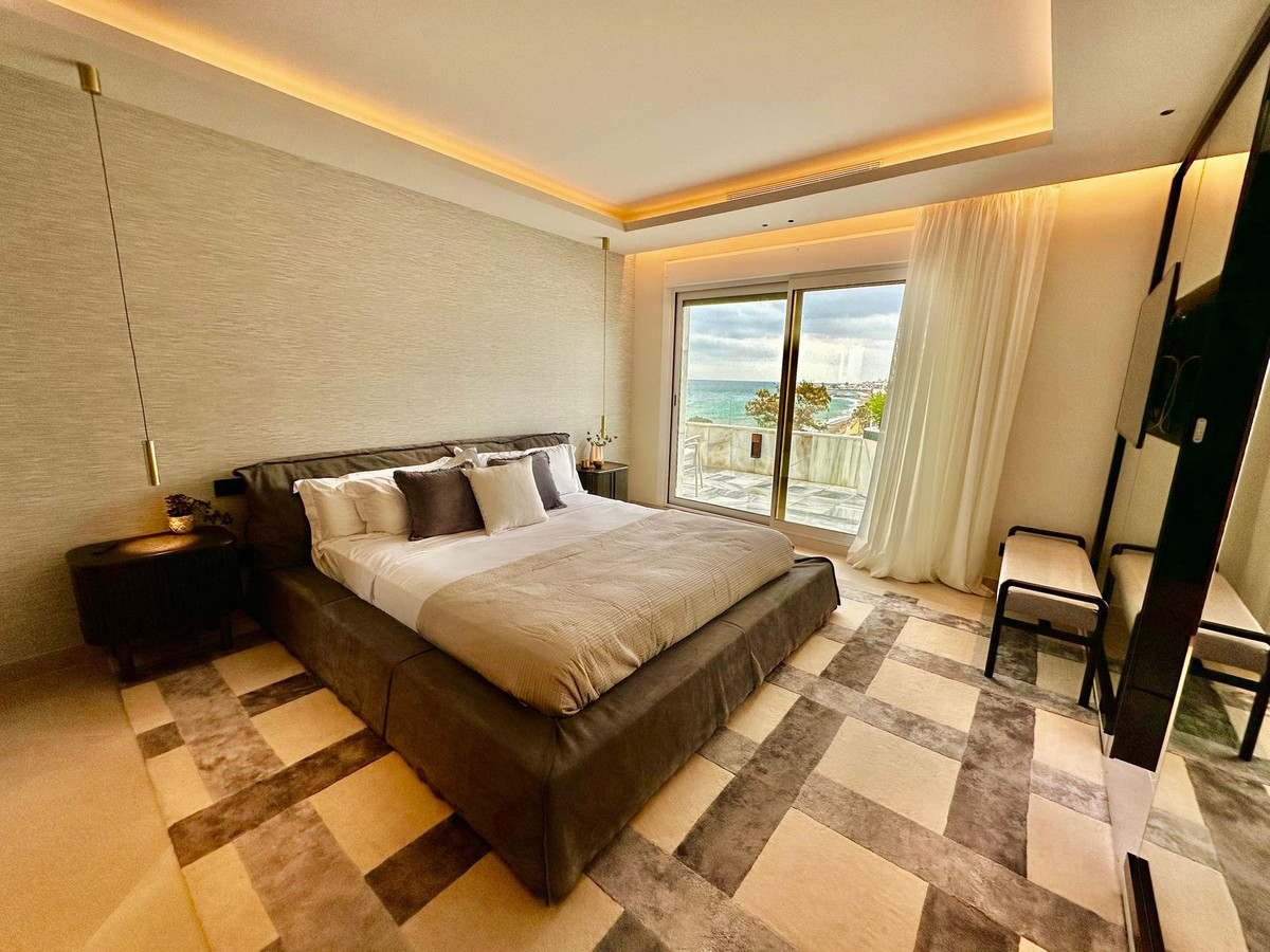 Appartement te koop in The Golden Mile | 3 slaapkamers H5056309
