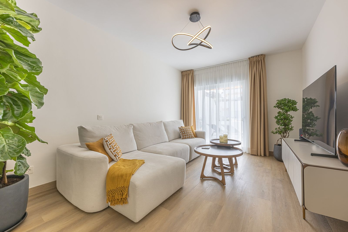 Appartement te koop in The Golden Mile | 1 slaapkamers H5076172