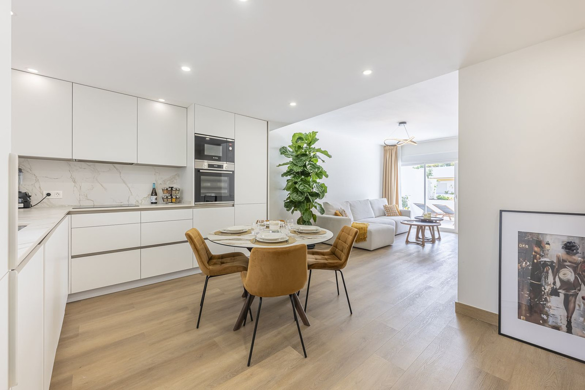 Appartement te koop in The Golden Mile | 1 slaapkamers H5076172