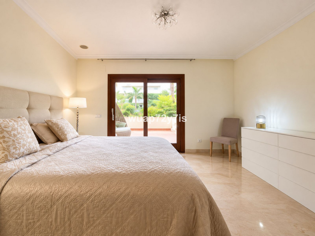 Appartement te koop in The Golden Mile | 2 slaapkamers H5076376