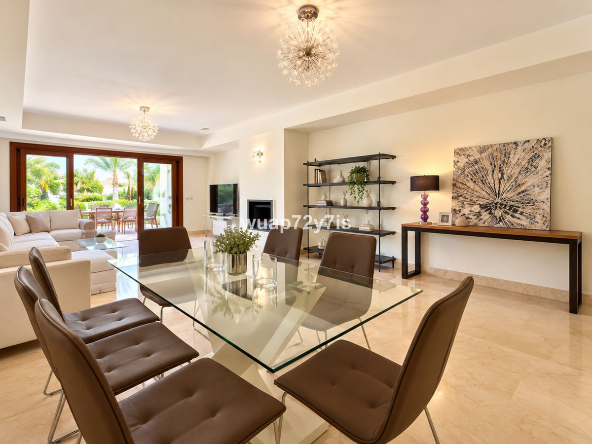 Appartement te koop in The Golden Mile | 2 slaapkamers H5076376
