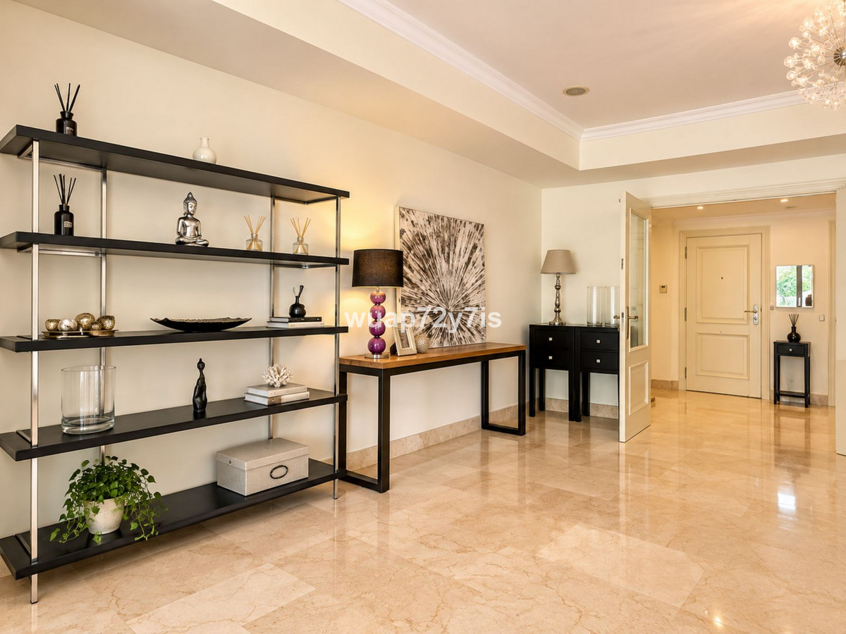 Appartement te koop in The Golden Mile | 2 slaapkamers H5076376