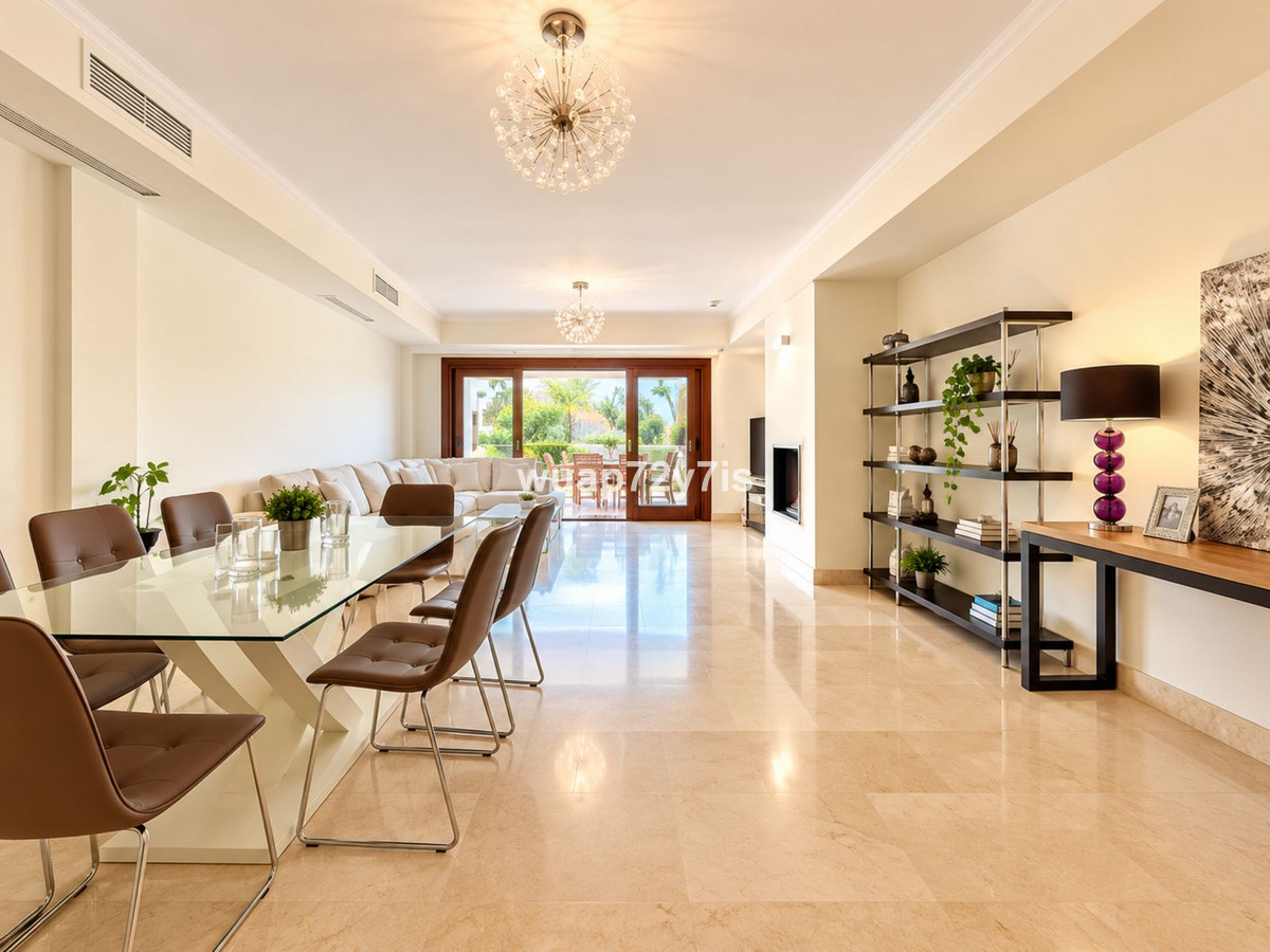 Appartement te koop in The Golden Mile | 2 slaapkamers H5076376