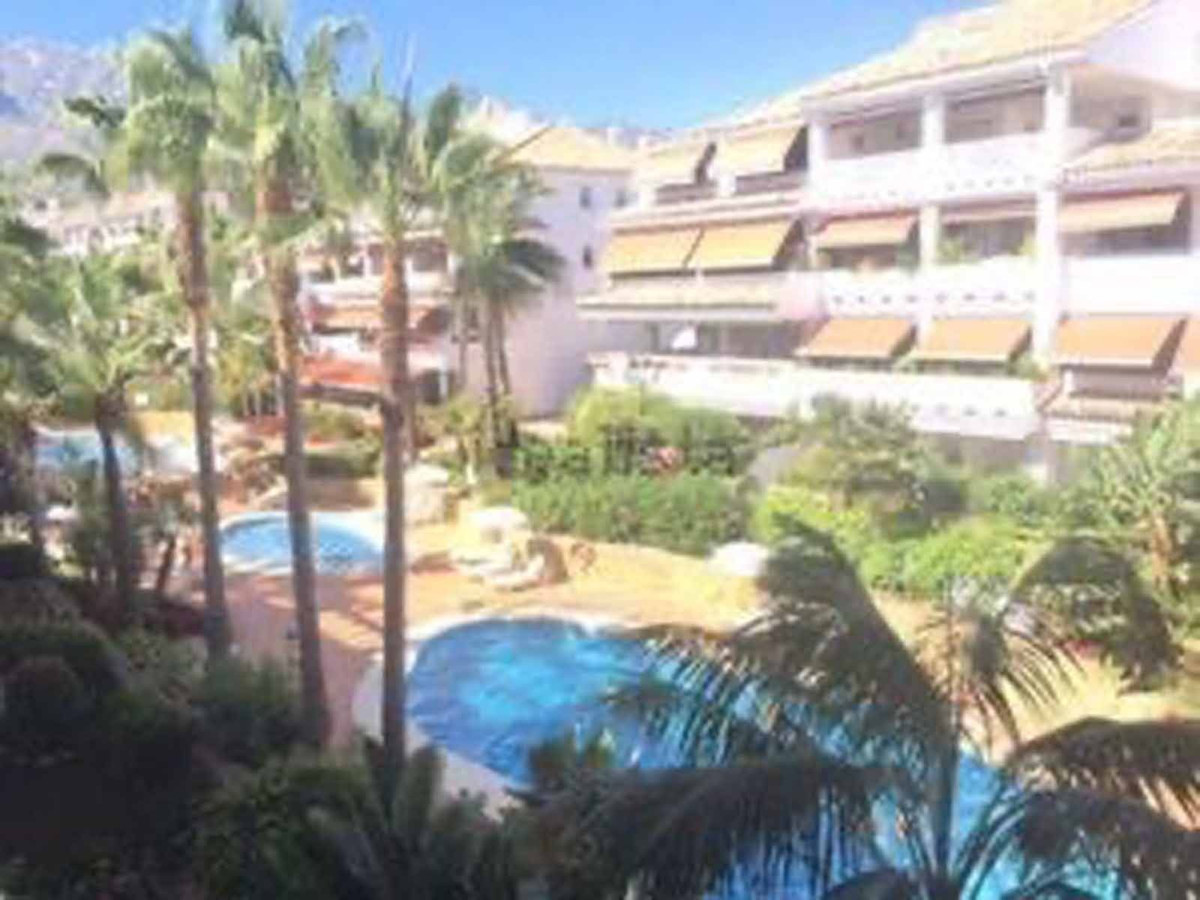 Appartement te koop in The Golden Mile | 3 slaapkamers H5078326