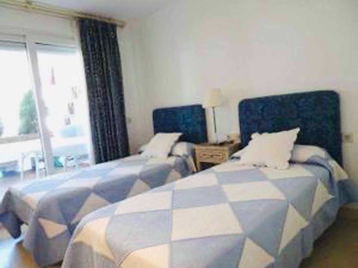 Appartement te koop in The Golden Mile | 3 slaapkamers H5078326