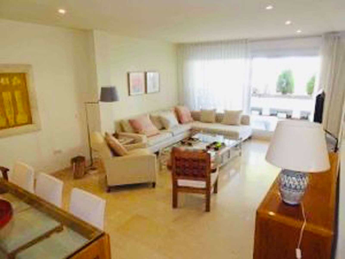 Appartement te koop in The Golden Mile | 3 slaapkamers H5078326
