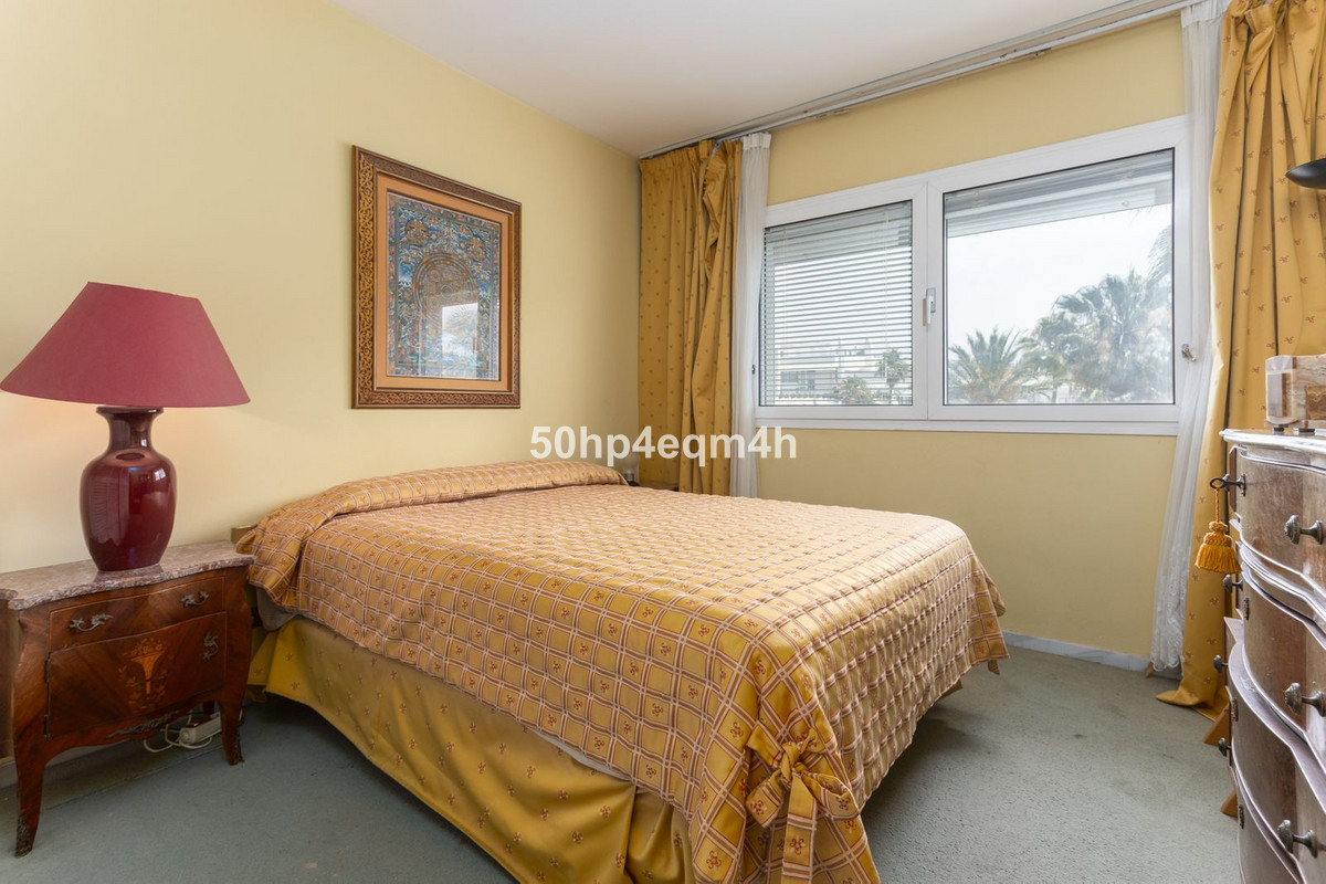 Appartement te koop in The Golden Mile | 3 slaapkamers H5078848