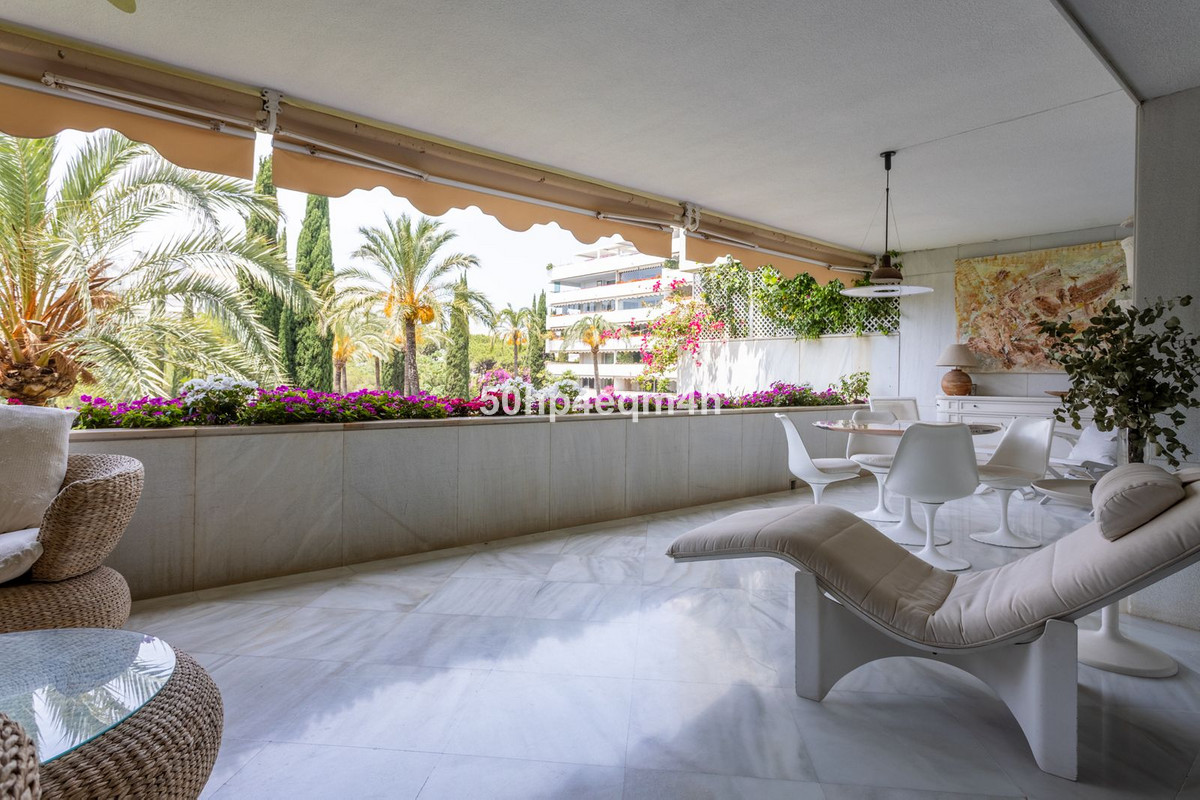 Appartement te koop in The Golden Mile | 3 slaapkamers H5078848