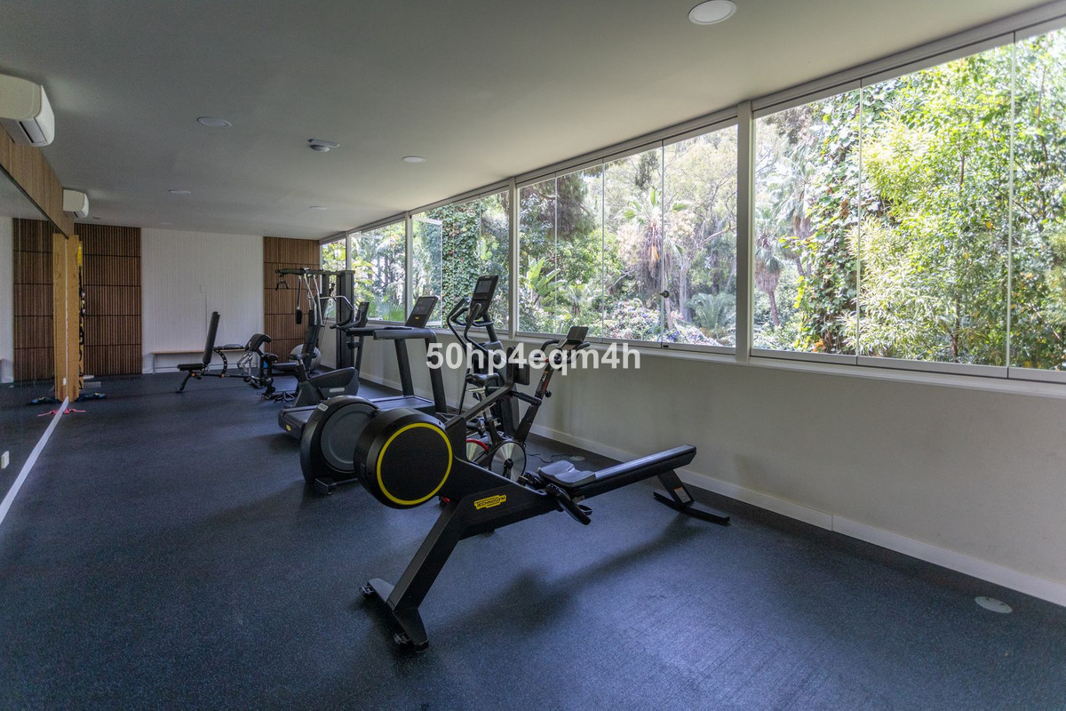 Appartement te koop in The Golden Mile | 3 slaapkamers H5078848