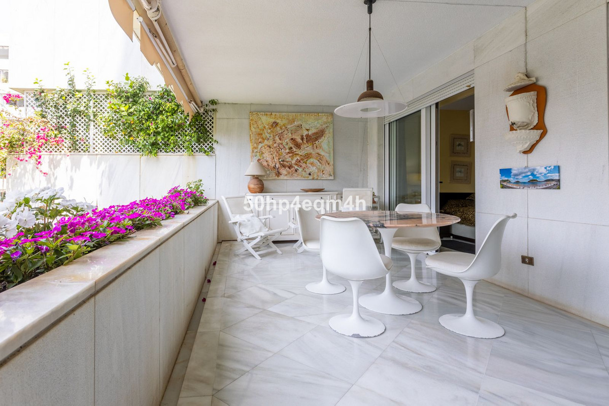 Appartement te koop in The Golden Mile | 3 slaapkamers H5078848