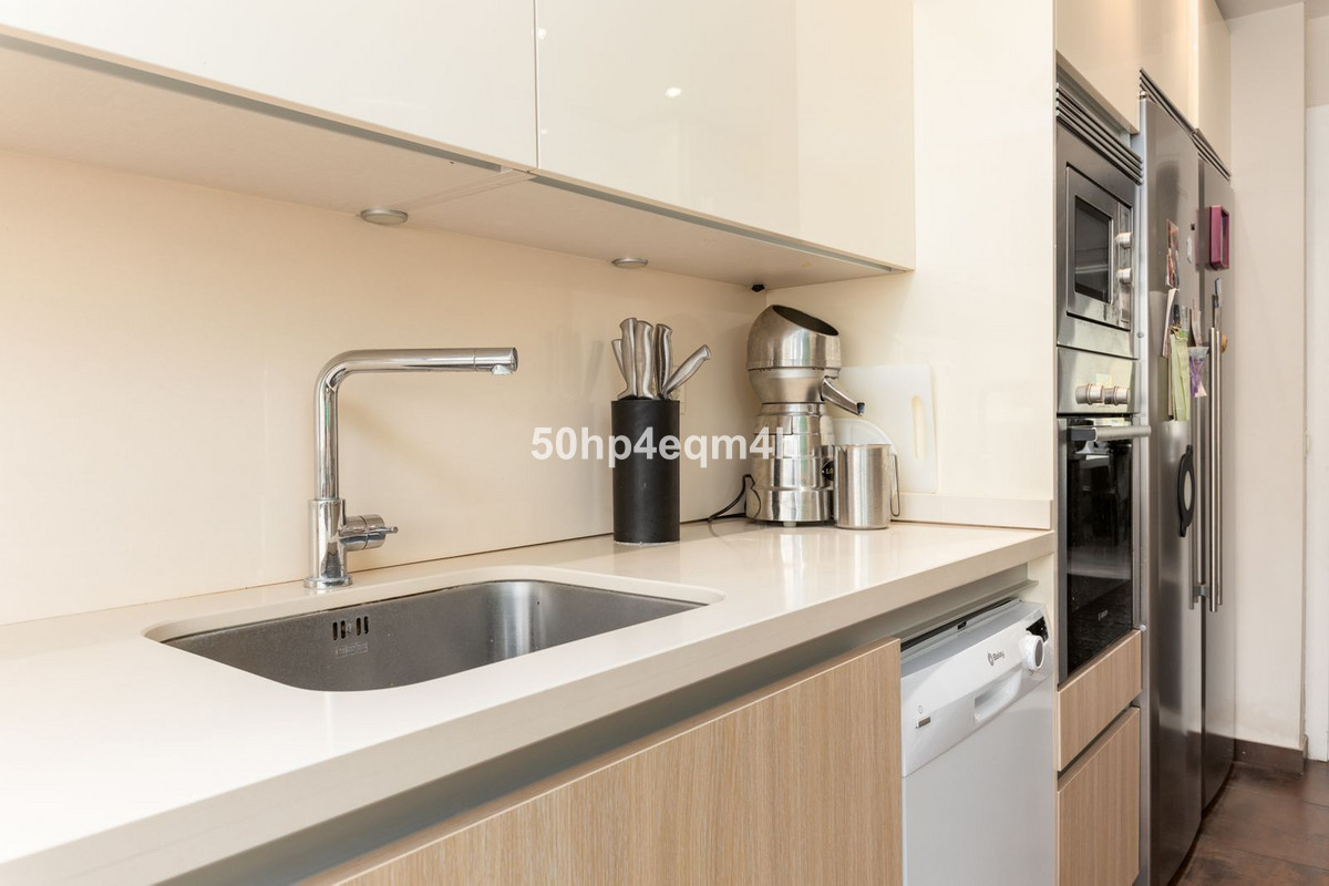 Appartement te koop in The Golden Mile | 3 slaapkamers H5078848