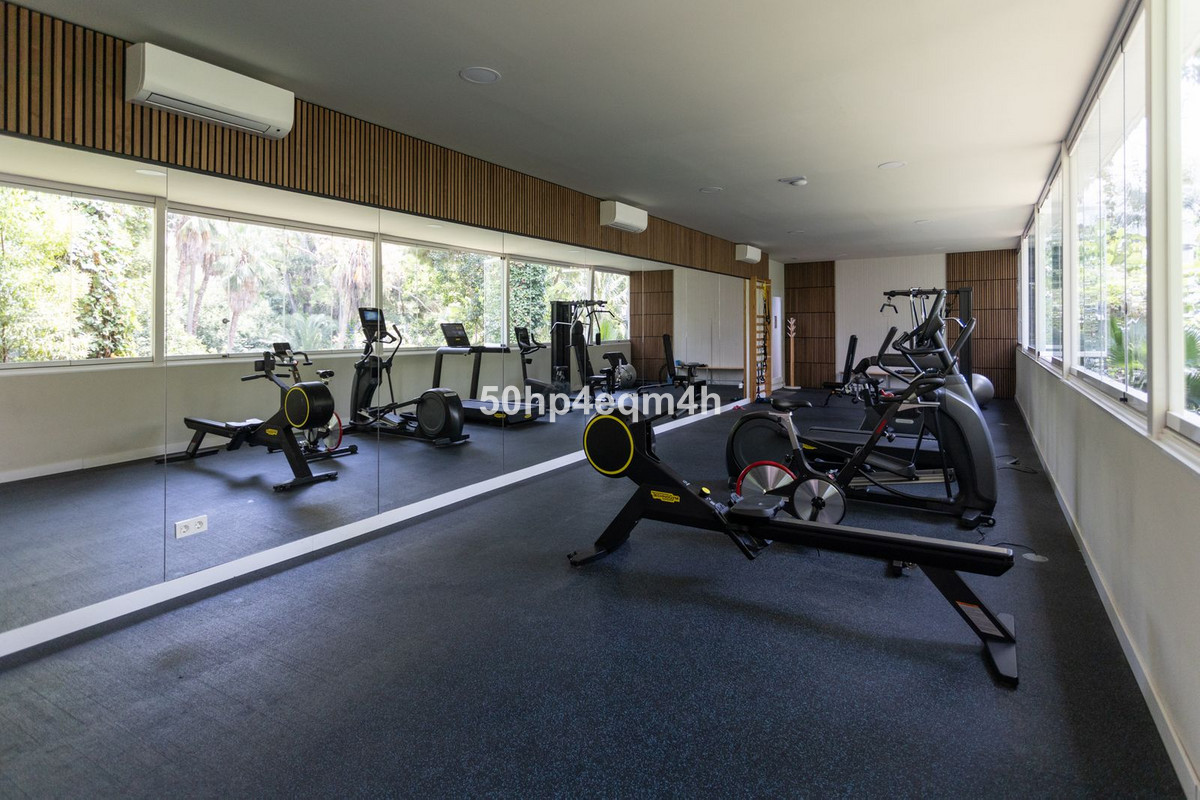 Appartement te koop in The Golden Mile | 3 slaapkamers H5078848