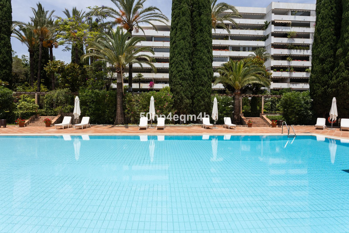 Appartement te koop in The Golden Mile | 3 slaapkamers H5078848