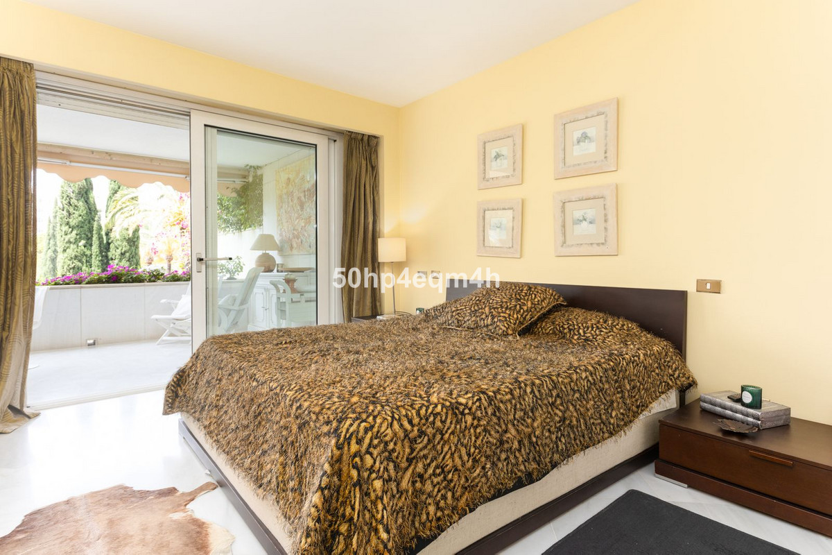 Appartement te koop in The Golden Mile | 3 slaapkamers H5078848