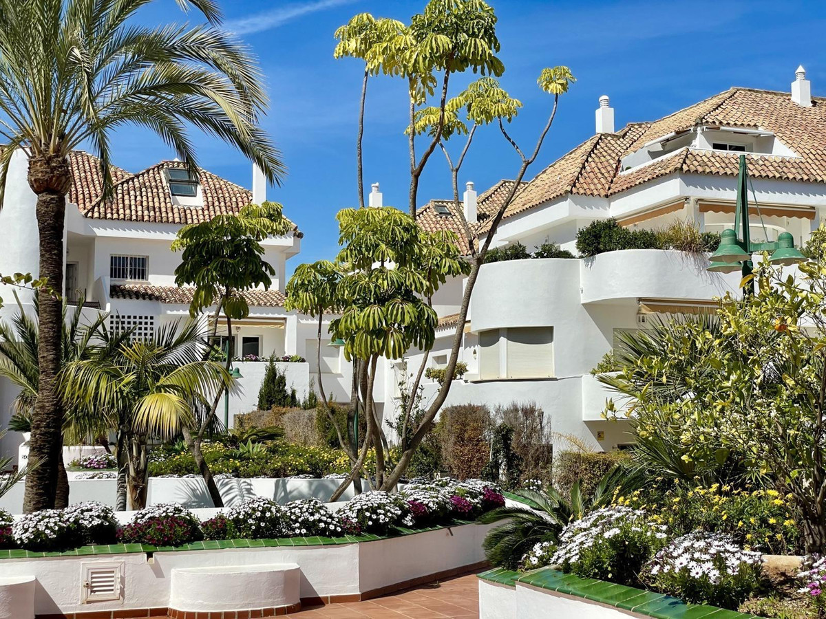 Appartement te koop in The Golden Mile | 2 slaapkamers H5079733