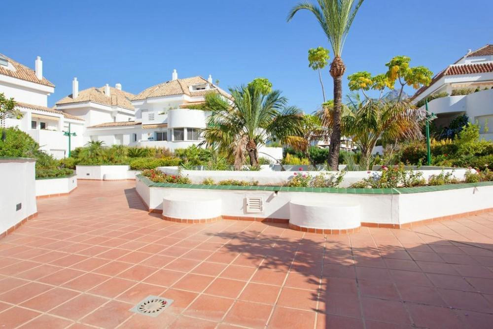 Appartement te koop in The Golden Mile | 2 slaapkamers H5079733