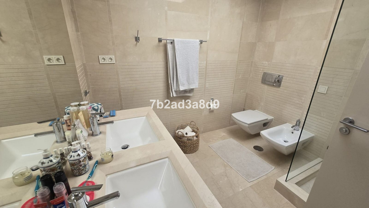 Appartement te koop in The Golden Mile | 2 slaapkamers H5080099