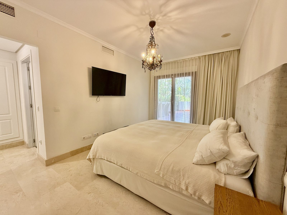 Appartement te koop in The Golden Mile | 3 slaapkamers H5080834