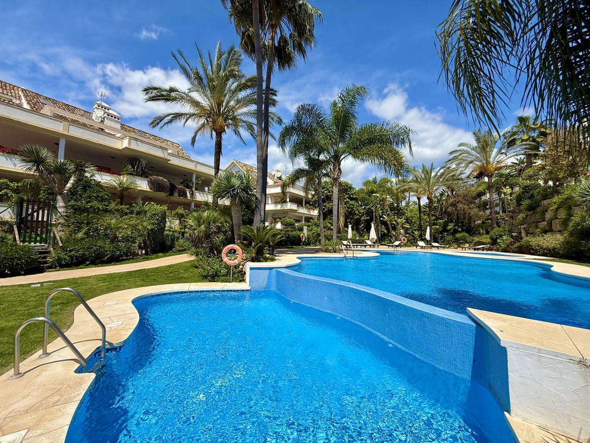 Appartement te koop in The Golden Mile | 3 slaapkamers H5080834