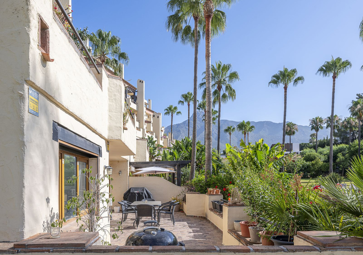 Appartement te koop in The Golden Mile | 3 slaapkamers H5083315